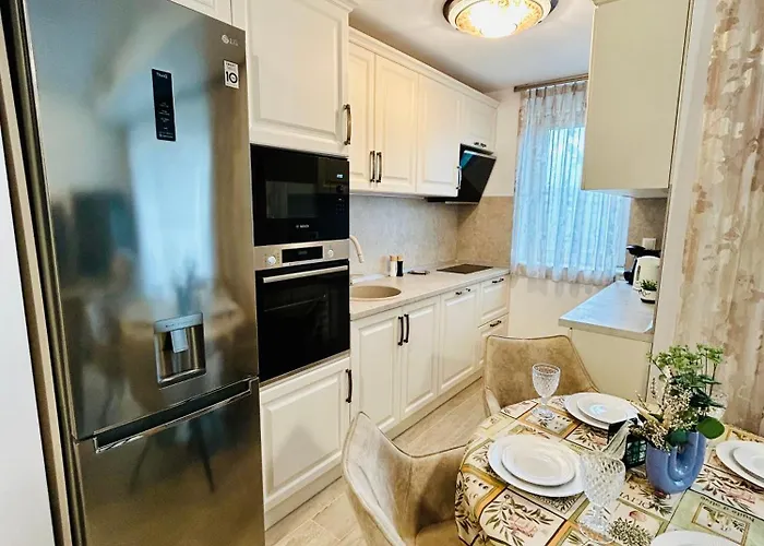 Dis Mamaia Nord * Konstanca